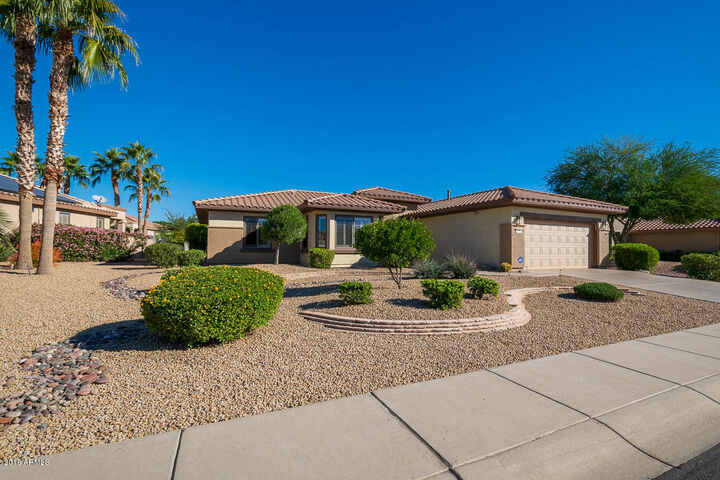 Property Photo:  18431 N Borgata Drive  AZ 85374 