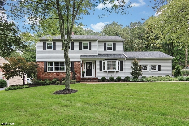 Property Photo:  141 Lorraine Dr  NJ 07922 