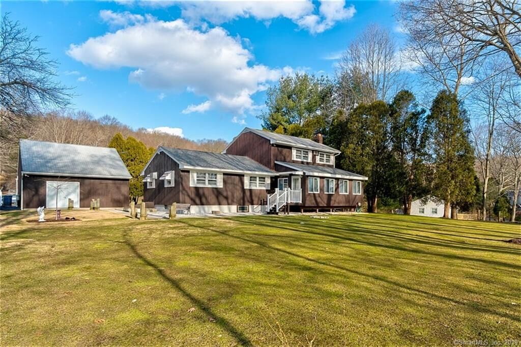 Property Photo:  34 Roosevelt Drive  CT 06483 