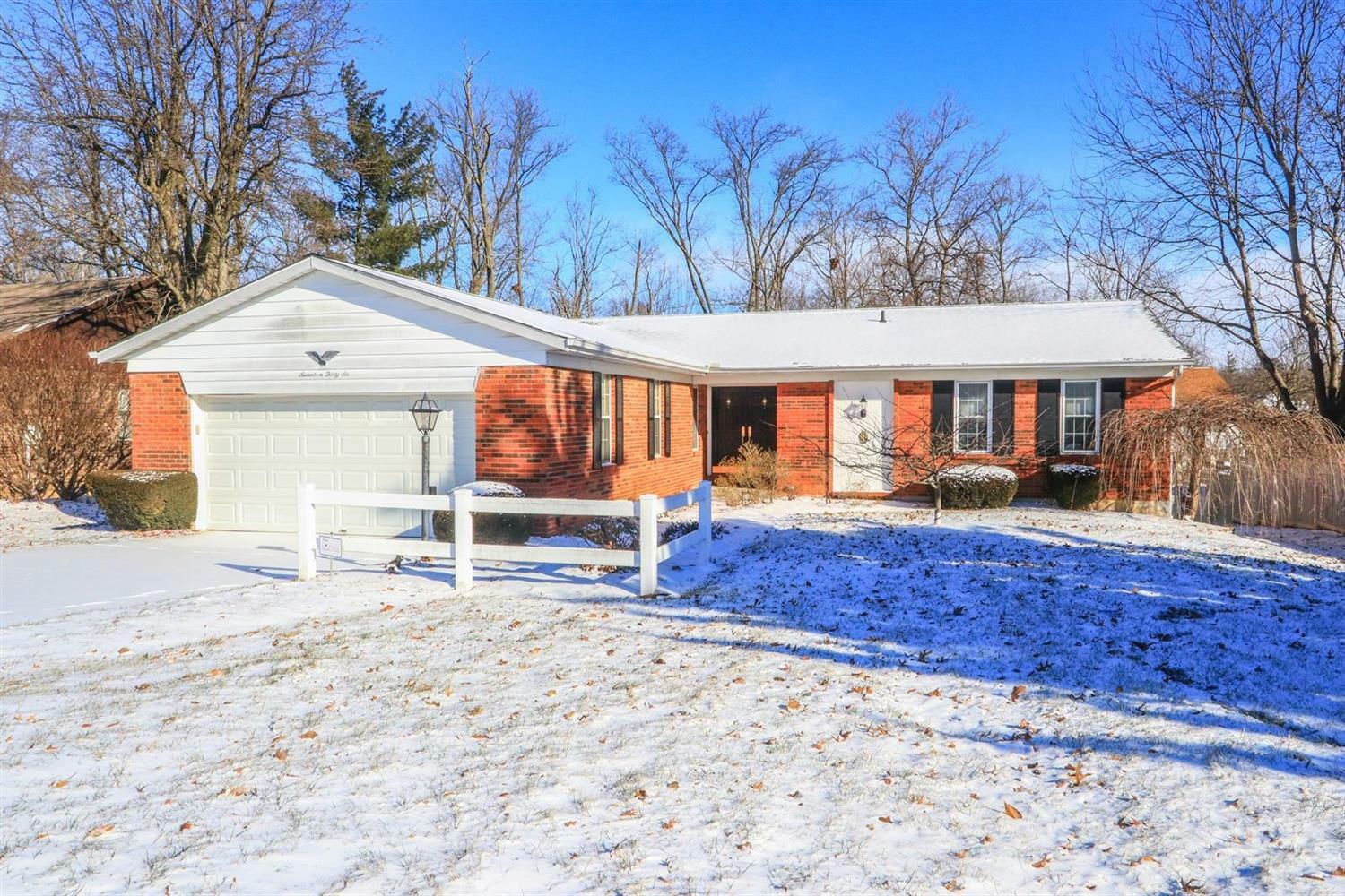 Property Photo:  1736 Lockbourne Drive  OH 45240 