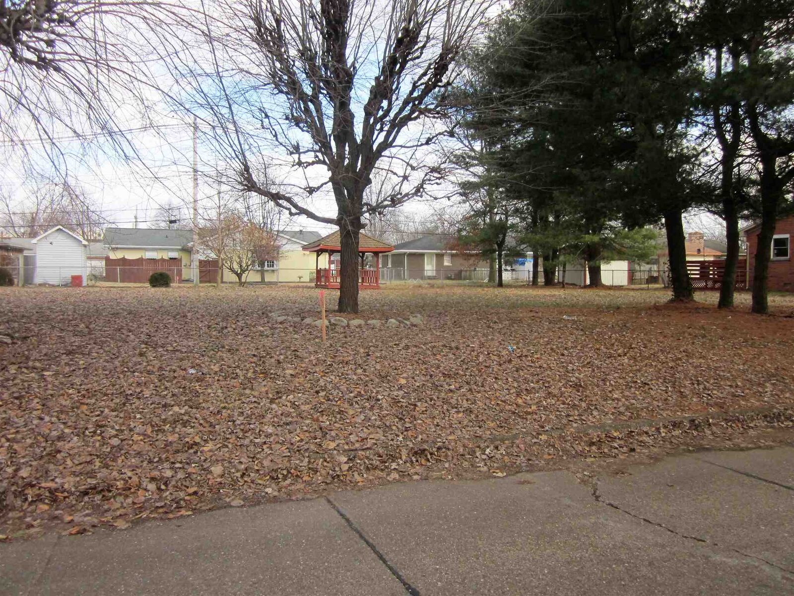 Property Photo: 1901 N Meadow Road 16 IN 47715