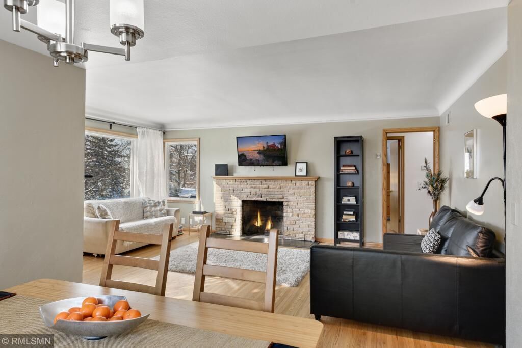 Property Photo:  3518 Beard Avenue N  MN 55422 