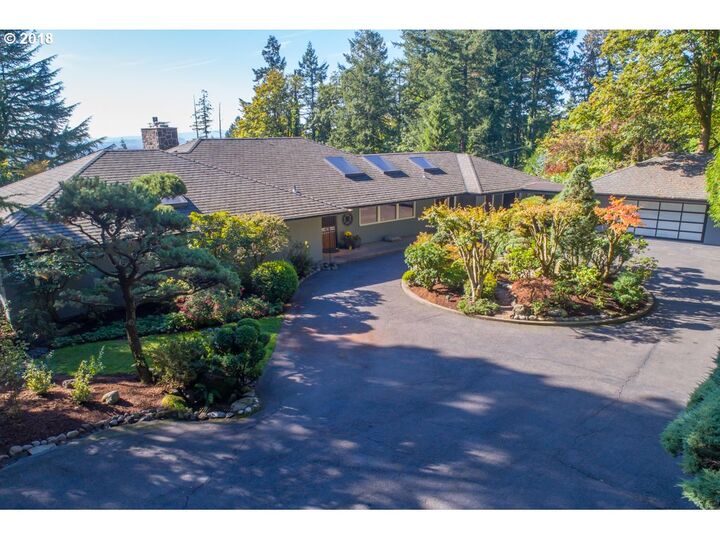 5120 SW Hewett Blvd  Portland OR 97221 photo