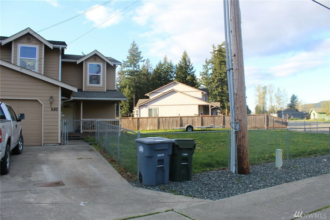 Property Photo:  680 Eatonville Hwy  WA 98328 