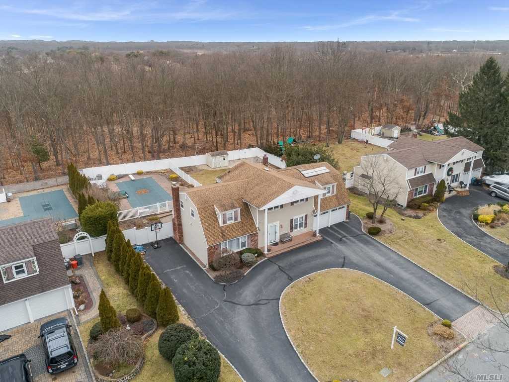 Property Photo:  83 Wichard Boulevard  NY 11725 