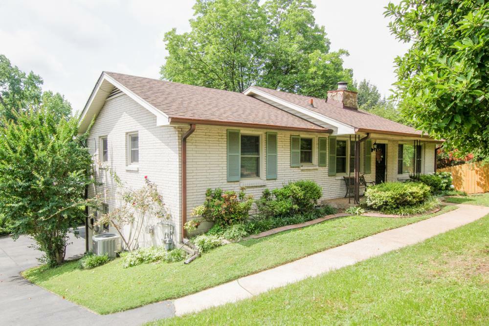 Property Photo: 2813 Noonan Dr TN 37206