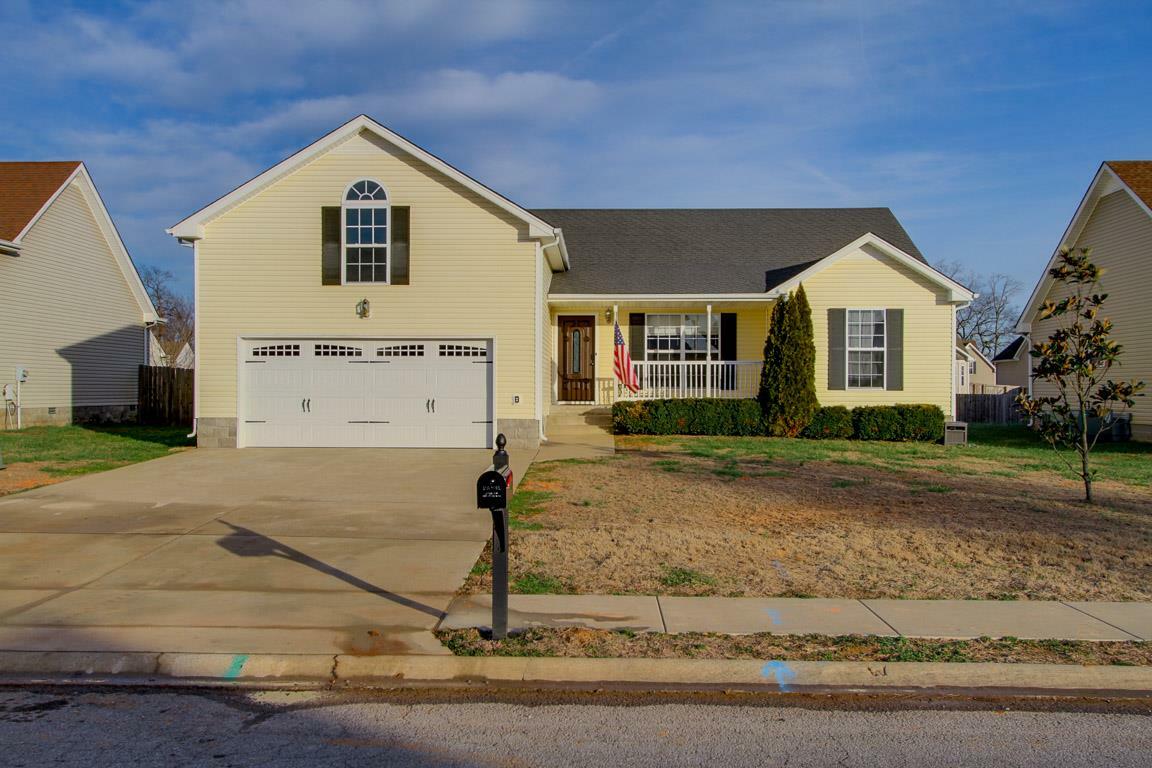 Property Photo: 3747 Bret Dr TN 37040