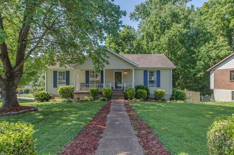 Property Photo: 1464 Autumn Knl TN 37076