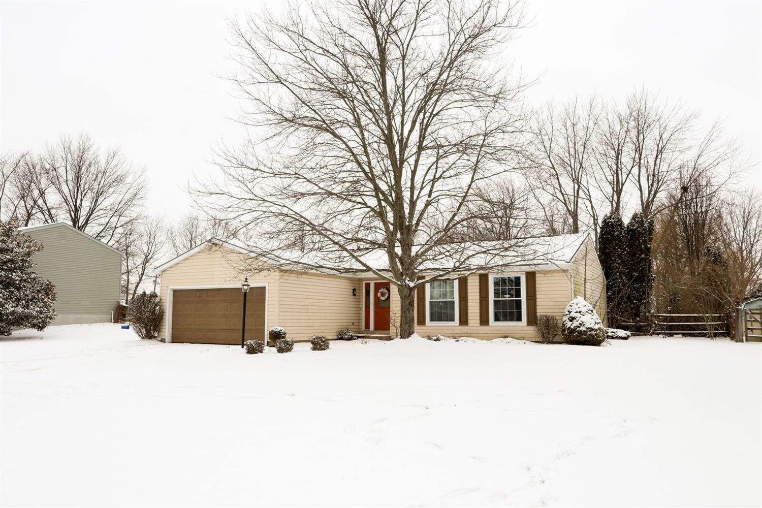 Property Photo: 6950 Fallen Oaks Drive OH 45040