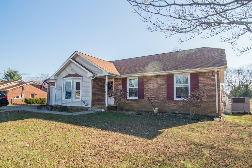 Property Photo:  406 Manorstone Ln  TN 37042 