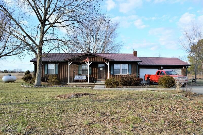 Property Photo:  1956 Elora Rd  TN 37345 