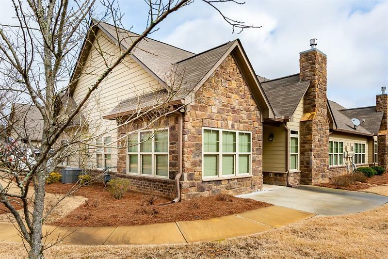 Property Photo:  2402 Tree Arbor Way  GA 30064 