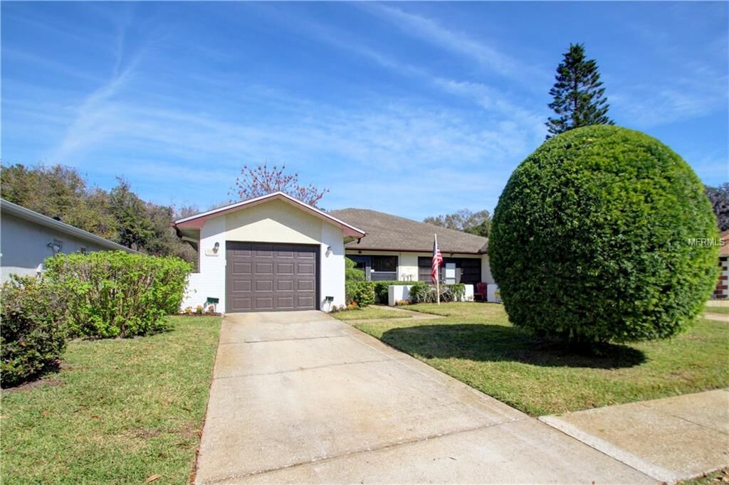 Property Photo:  3474 Maclaren Drive  FL 34684 