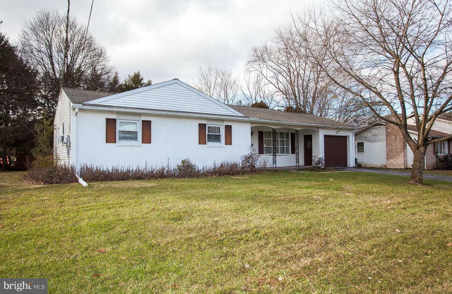 Property Photo:  1044 S Pitt Street  PA 17013 