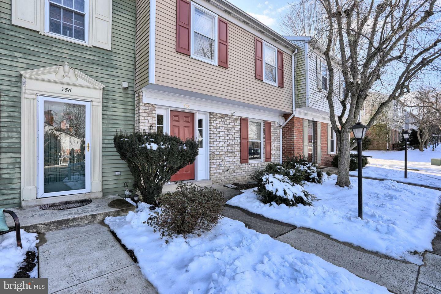 Property Photo:  758 Allenview Drive  PA 17055 