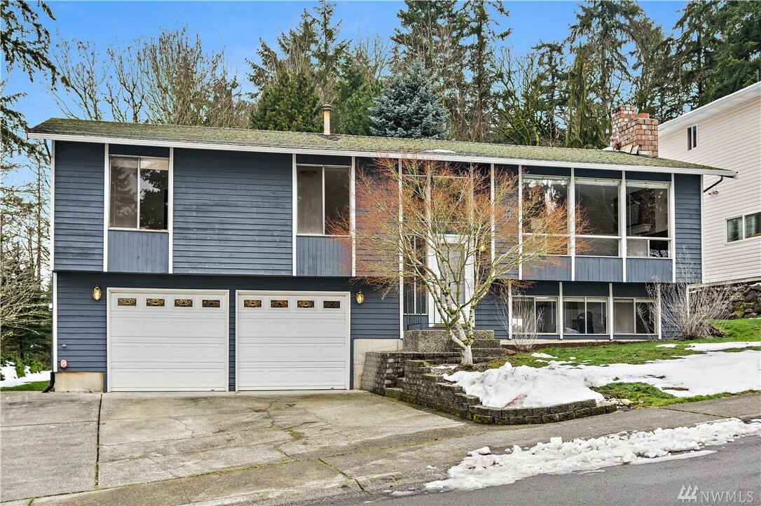 Property Photo:  12504 NE 134th Place  WA 98034 