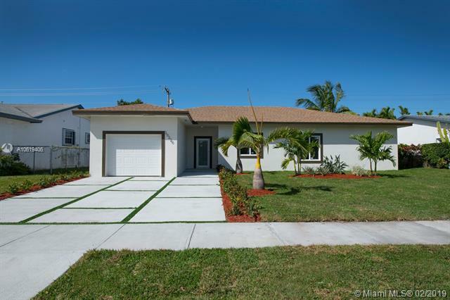 Property Photo:  20220 SW 92nd Ave  FL 33189 