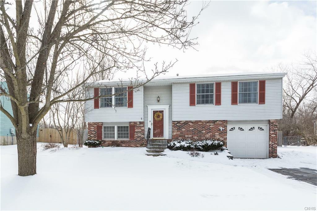 Property Photo: 142 Dorando Way NY 13090