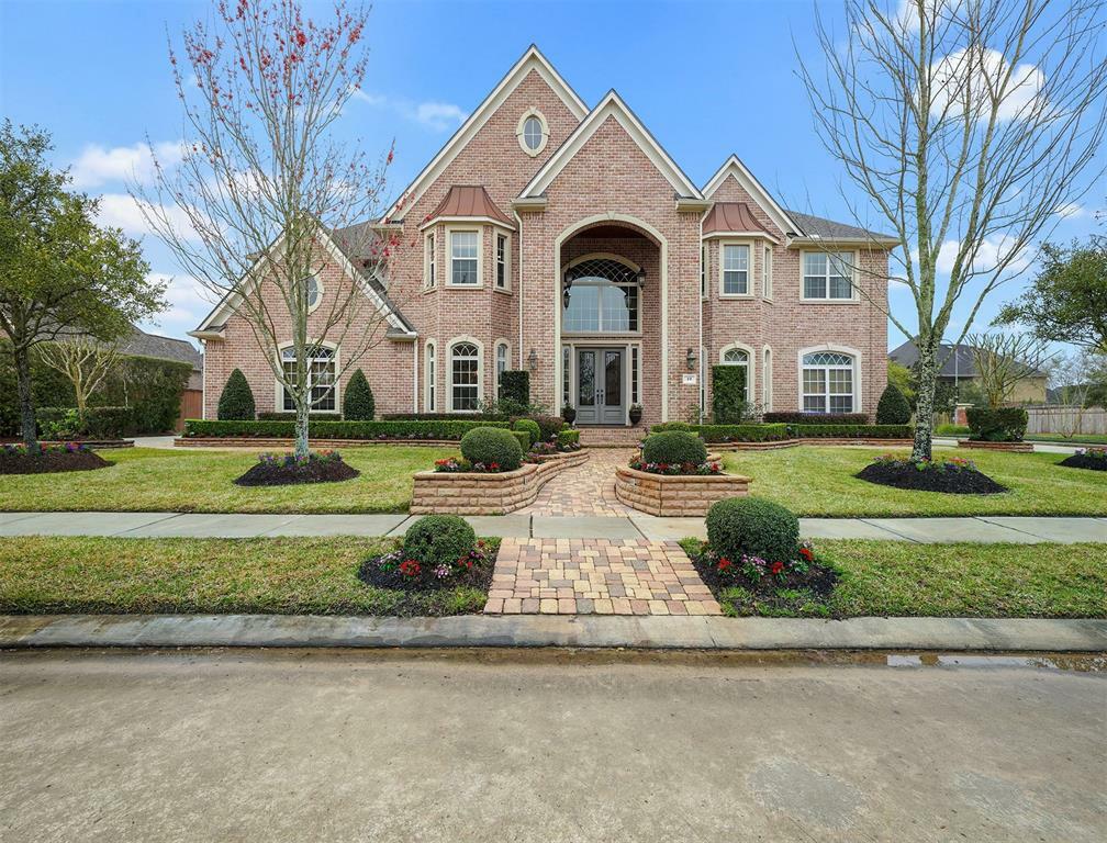 Property Photo: 19 Tayside Track TX 77459
