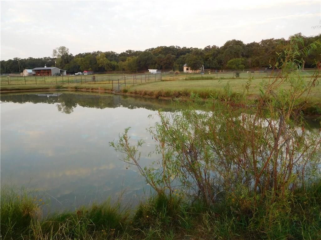 Property Photo: 1026 Stonecrest Road TX 76226