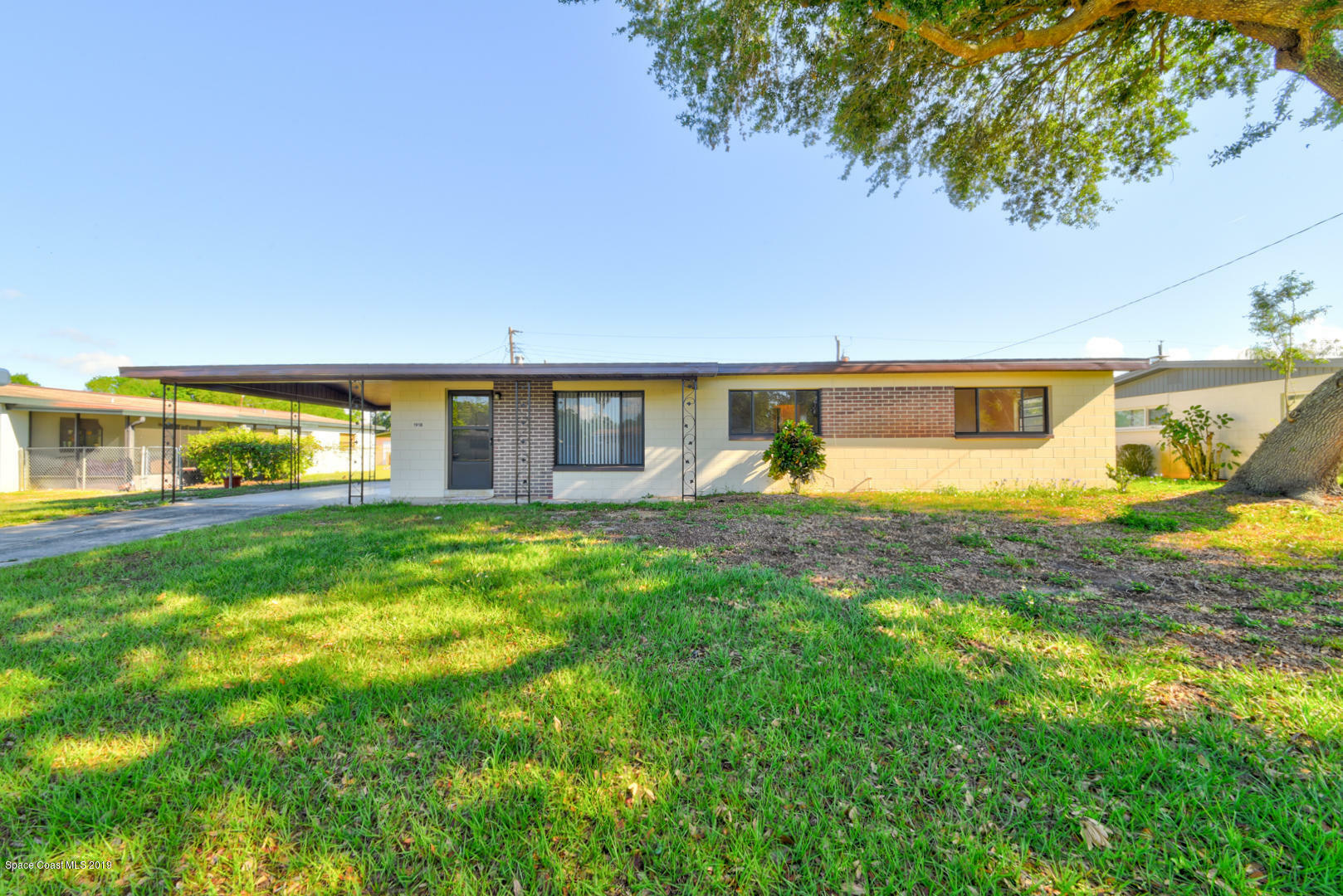 Property Photo:  1918 Exeter Drive  FL 32922 