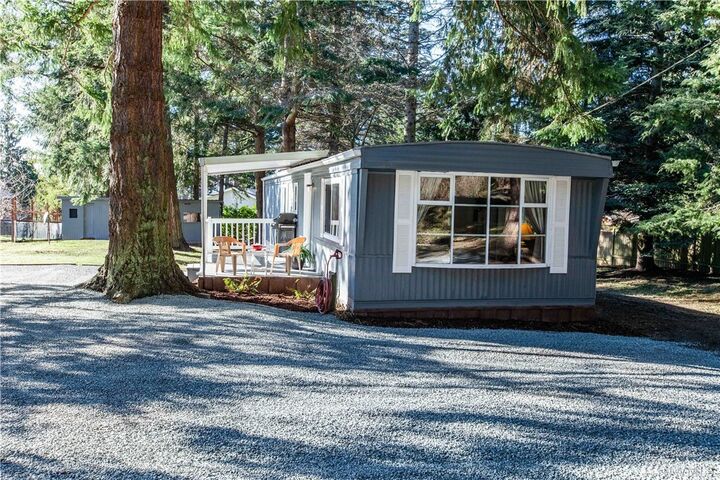 Property Photo: 3684 Smugglers Cove Rd WA 98253