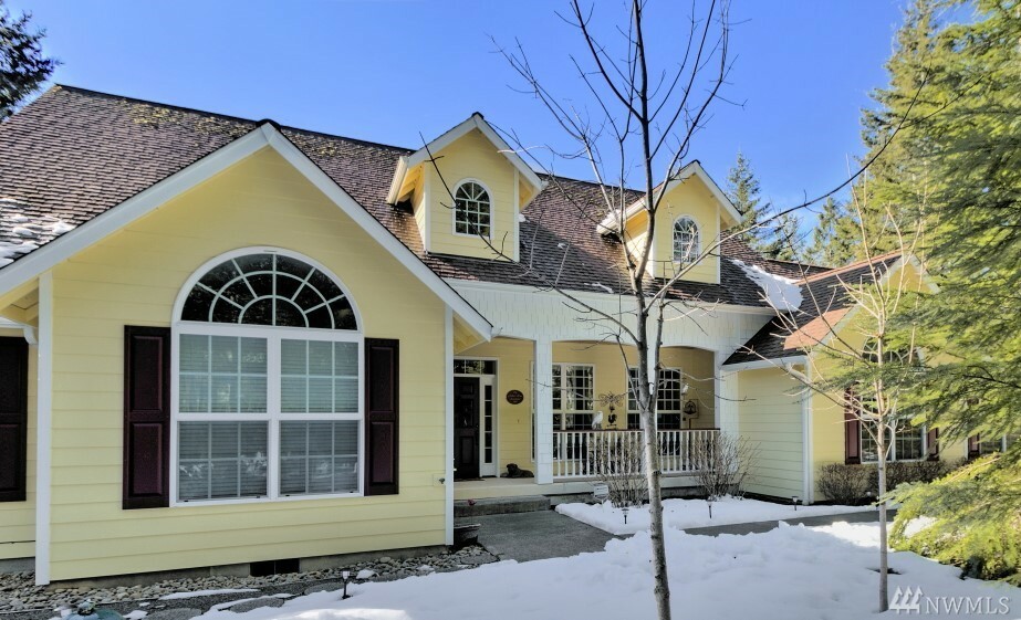 Property Photo: 451 E Snowy Owl Dr WA 98584
