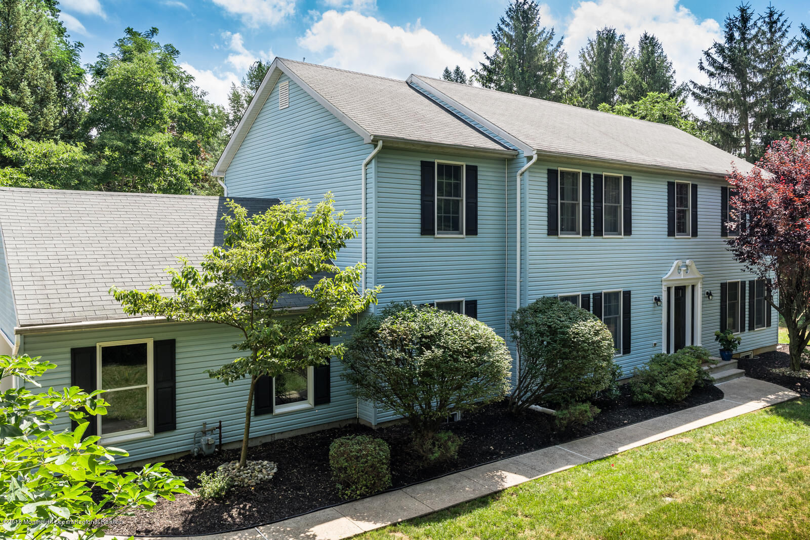 Property Photo:  2 Grant Court  NJ 07724 