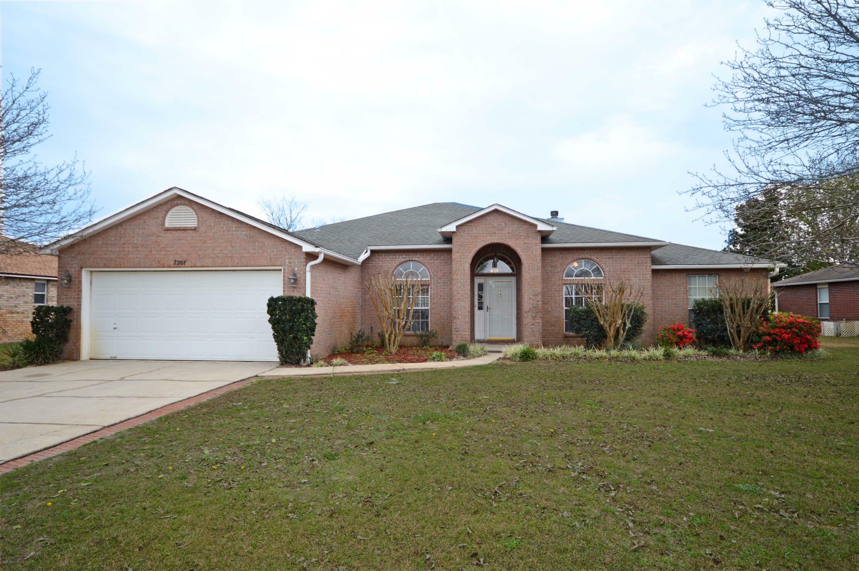 Property Photo:  7207 Alden Circle  FL 32566 