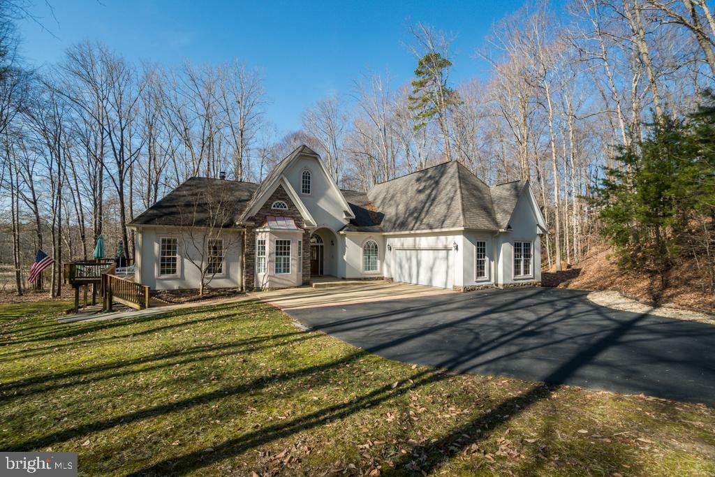 Property Photo:  3718 Fairways Court  VA 22408 