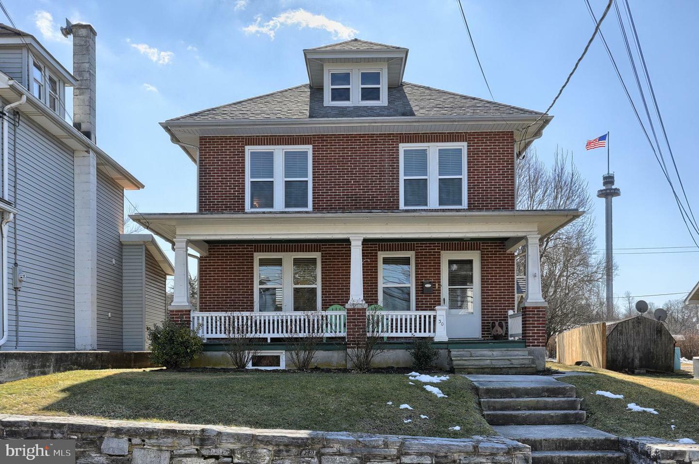 Property Photo: 30 E Derry Road PA 17033