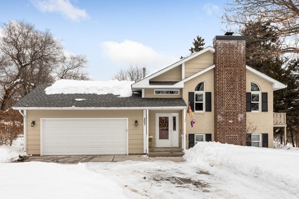 Property Photo: 207 Maple Street MN 55115