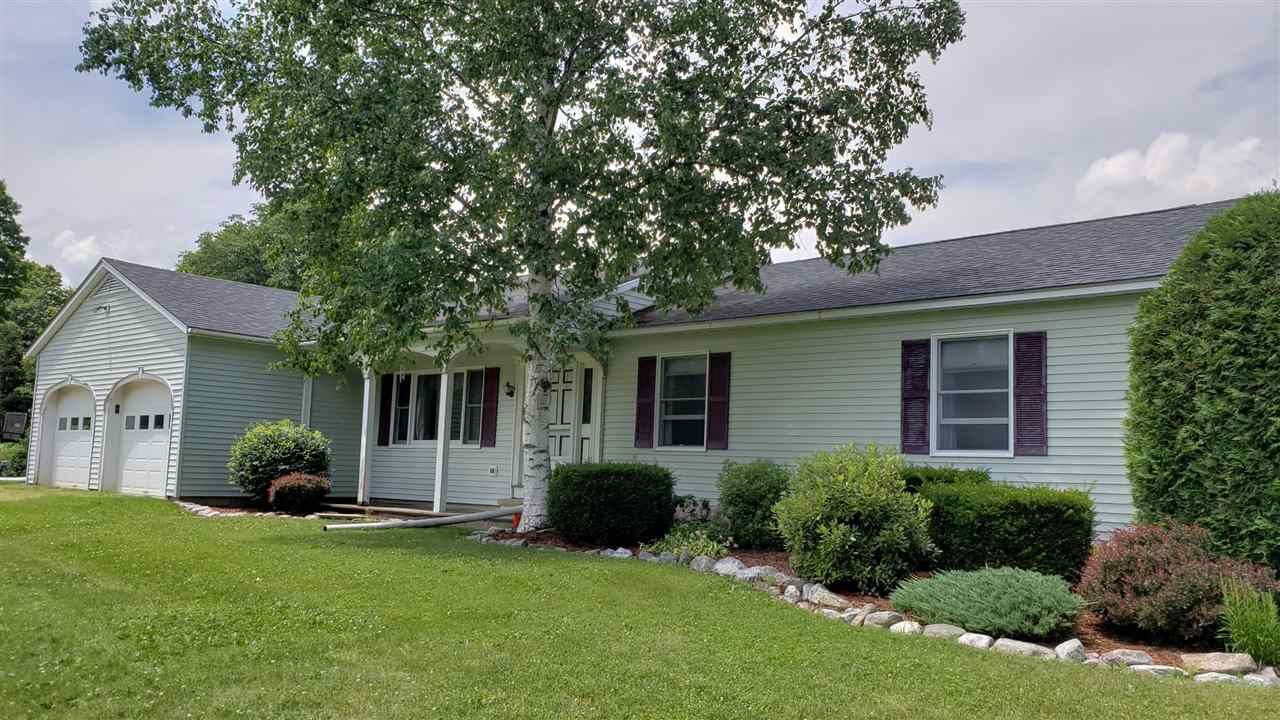 Property Photo: 1038 County Road NH 03608