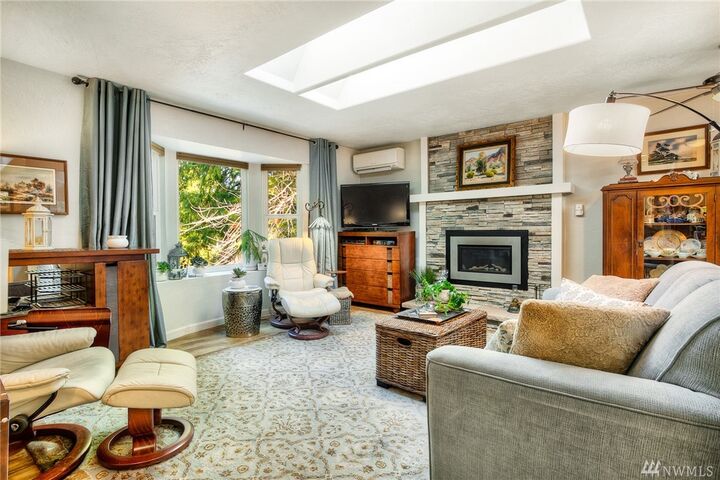 Property Photo:  620 E Ballantrae Dr  WA 98584 