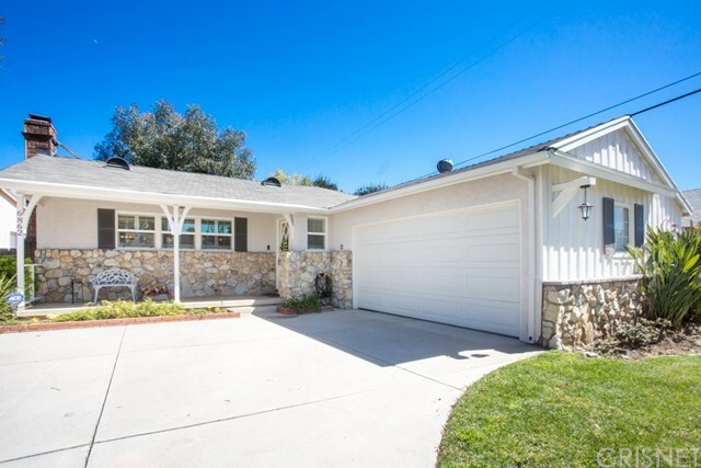 Property Photo:  6862 Claire Avenue  CA 91335 