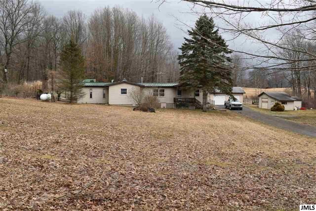 Property Photo:  5550 Root Station Rd  MI 49201 