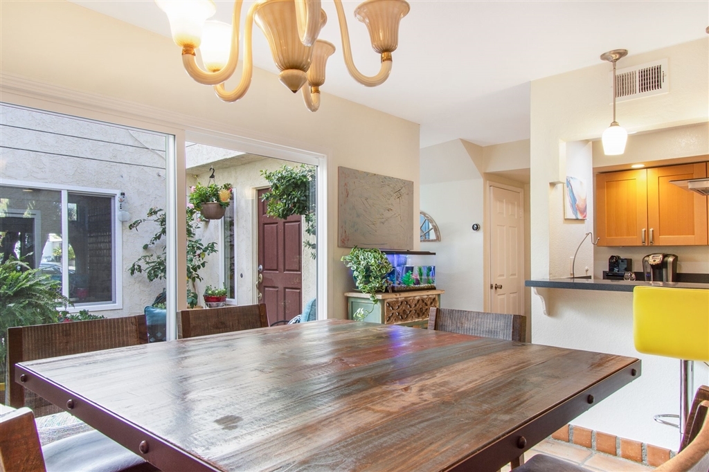 Property Photo: 915 Beryl 2 CA 92109