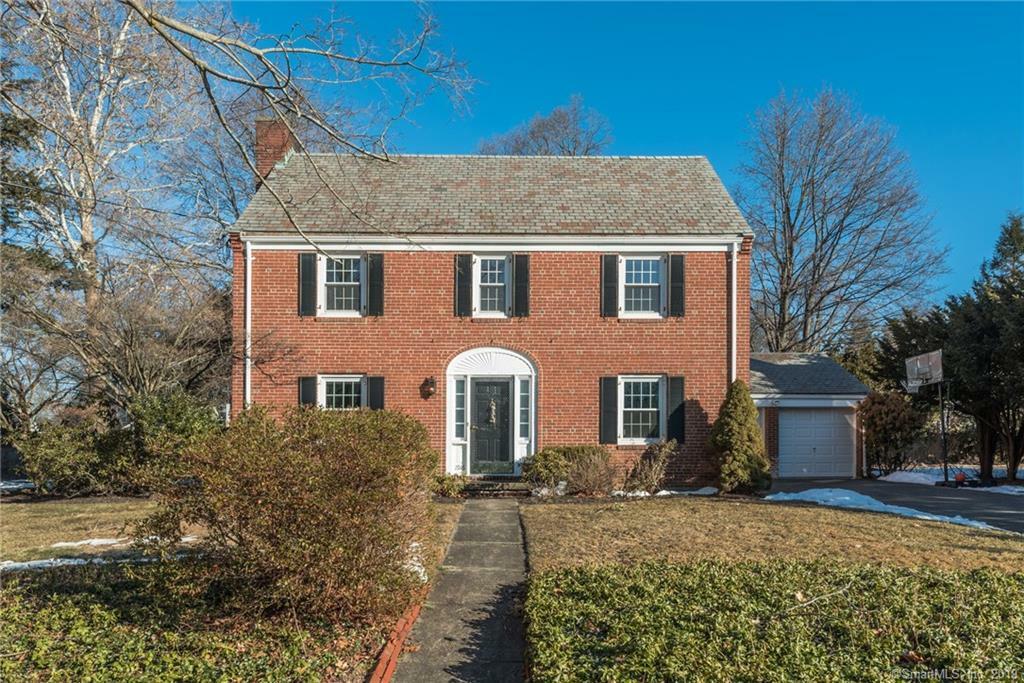 Property Photo:  1916 Asylum Avenue  CT 06117 