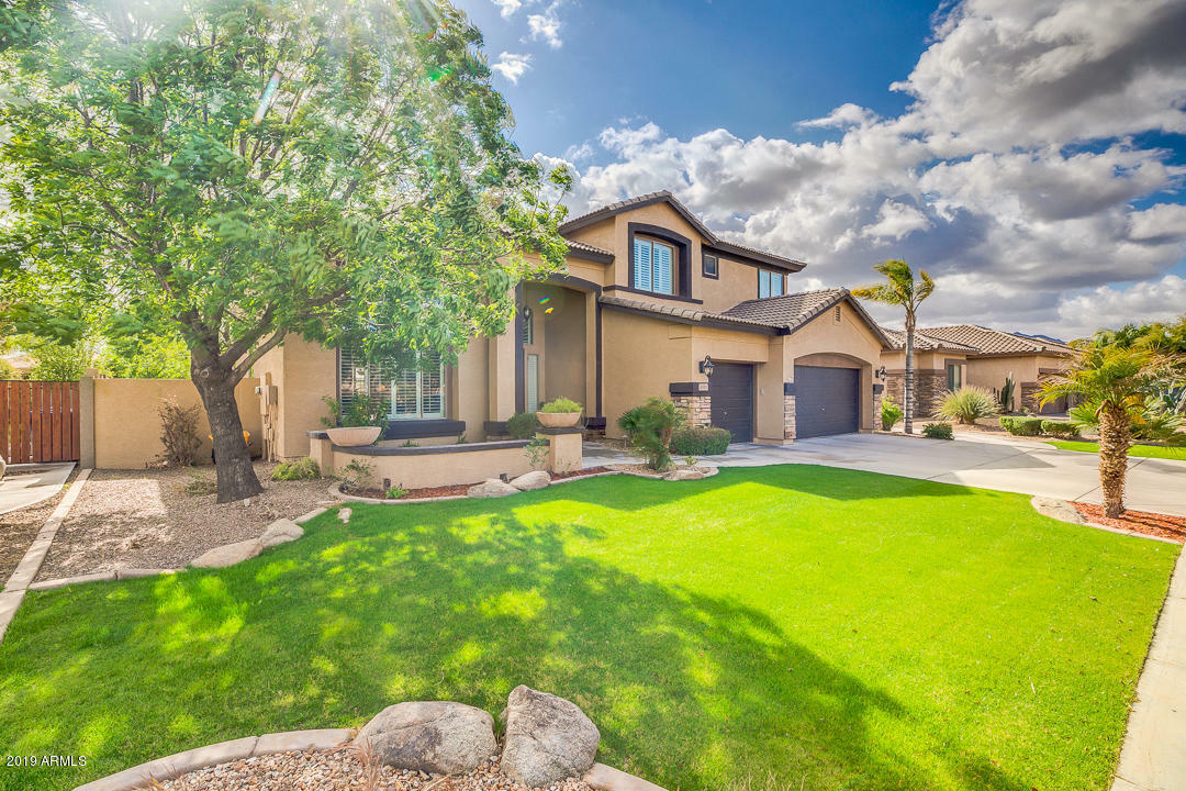 Property Photo: 6703 S Seneca Way AZ 85298