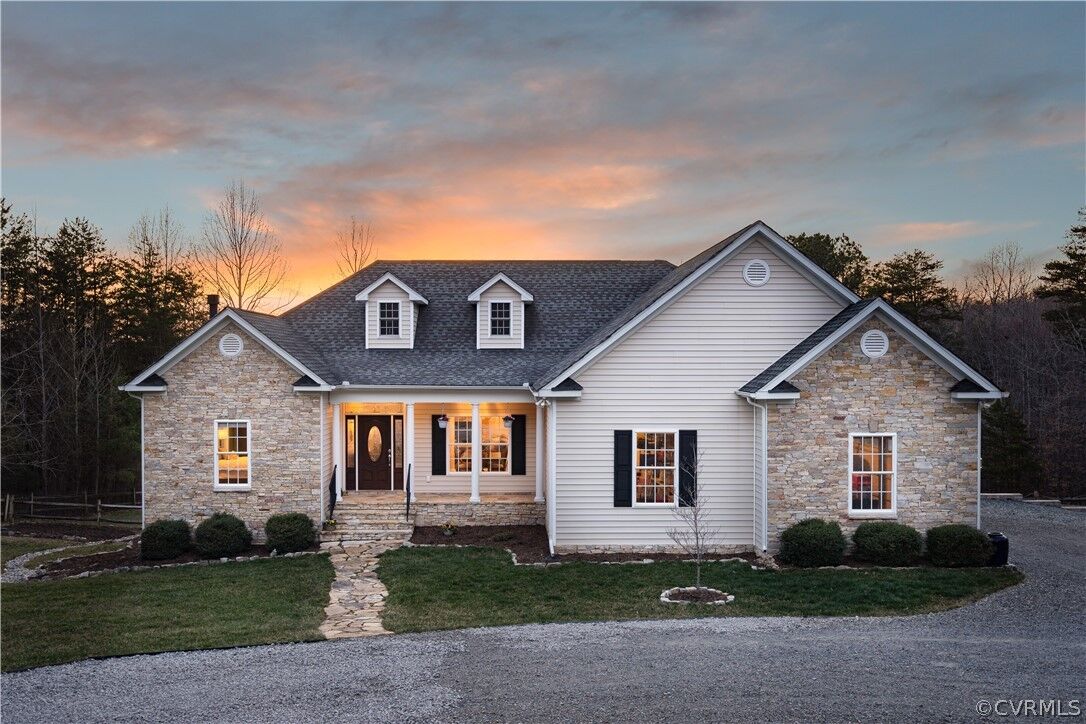 Property Photo: 3075 Double Eagle Court VA 23093