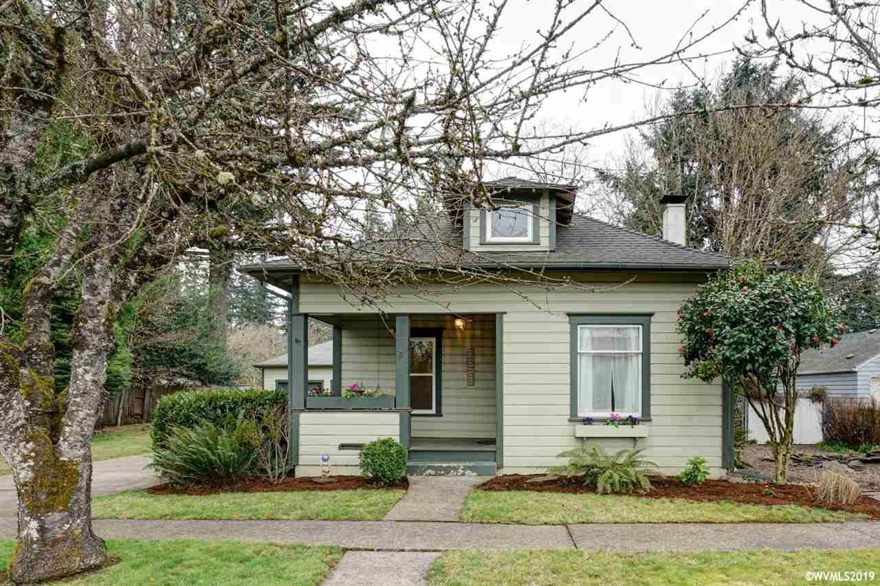 Property Photo:  758 E Virginia St  OR 97383 