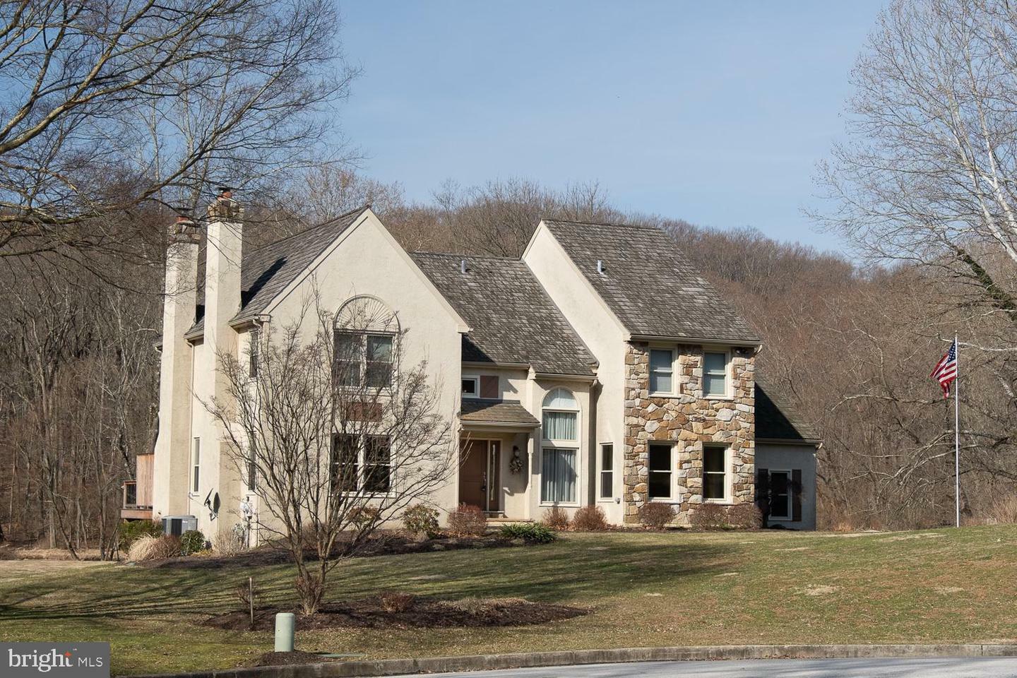 Property Photo: 30 Allyssa Drive PA 19063