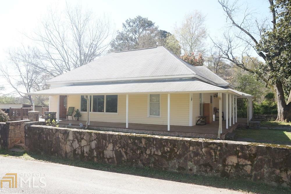 Property Photo: 1639 NE Oak Street GA 30012