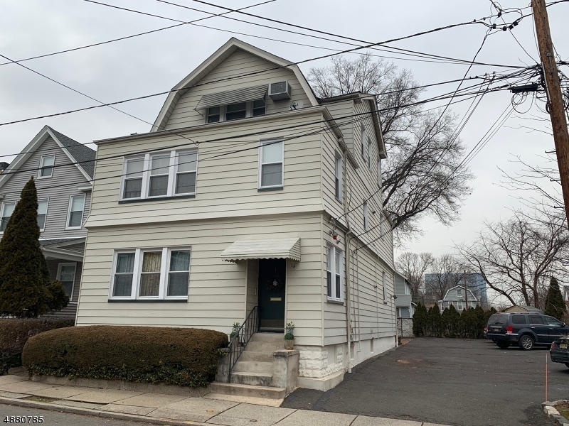 Property Photo:  14 Laura Ave 2  NJ 07110 