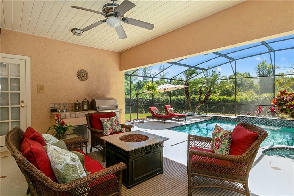 Property Photo:  8506 Tulip Court  FL 32819 