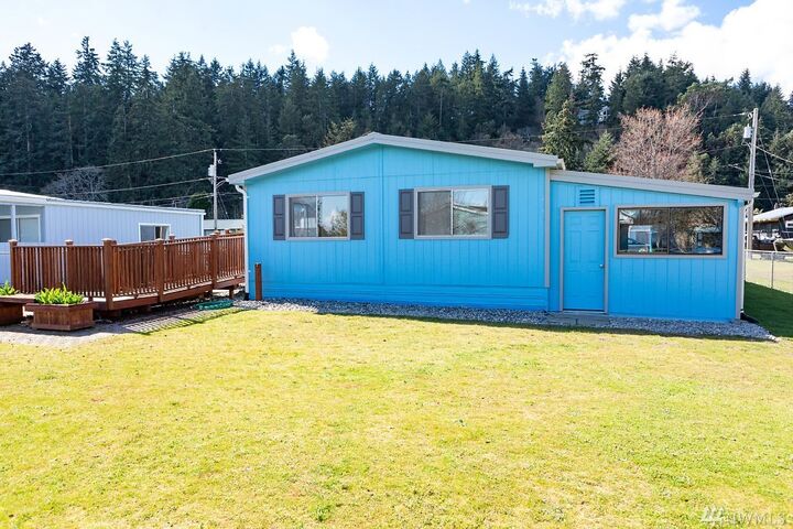 Property Photo: 20 Leitch Place WA 98239