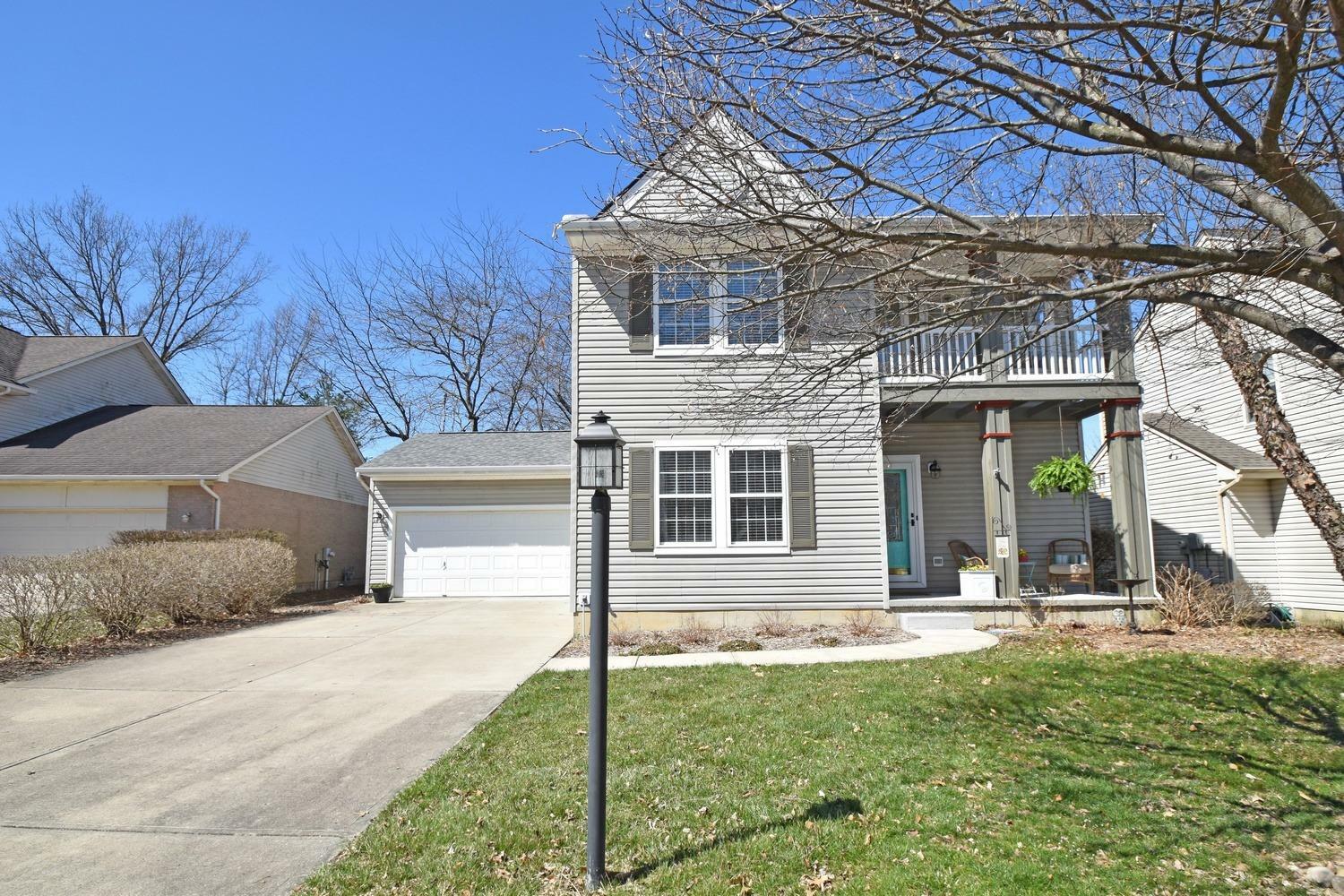 Property Photo:  868 Village Green Pkwy  OH 45039 