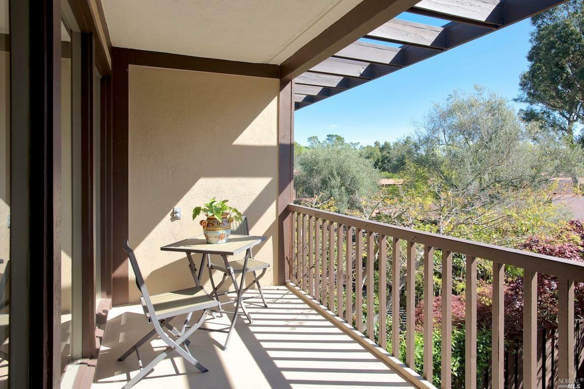 Property Photo:  932 Lea Drive  CA 94903 