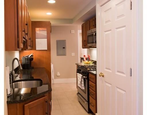 Property Photo:  47 Bridge St 1  MA 01970 