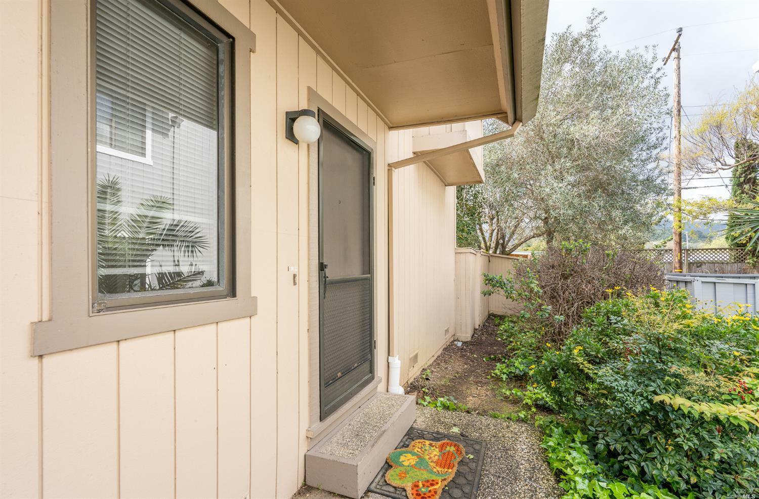 Property Photo:  58 Scottsdale Way  CA 94947 